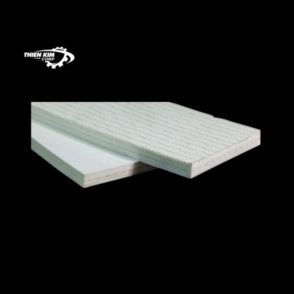 Băng tải PVC trắng dày 5mm - 3 lớp bố